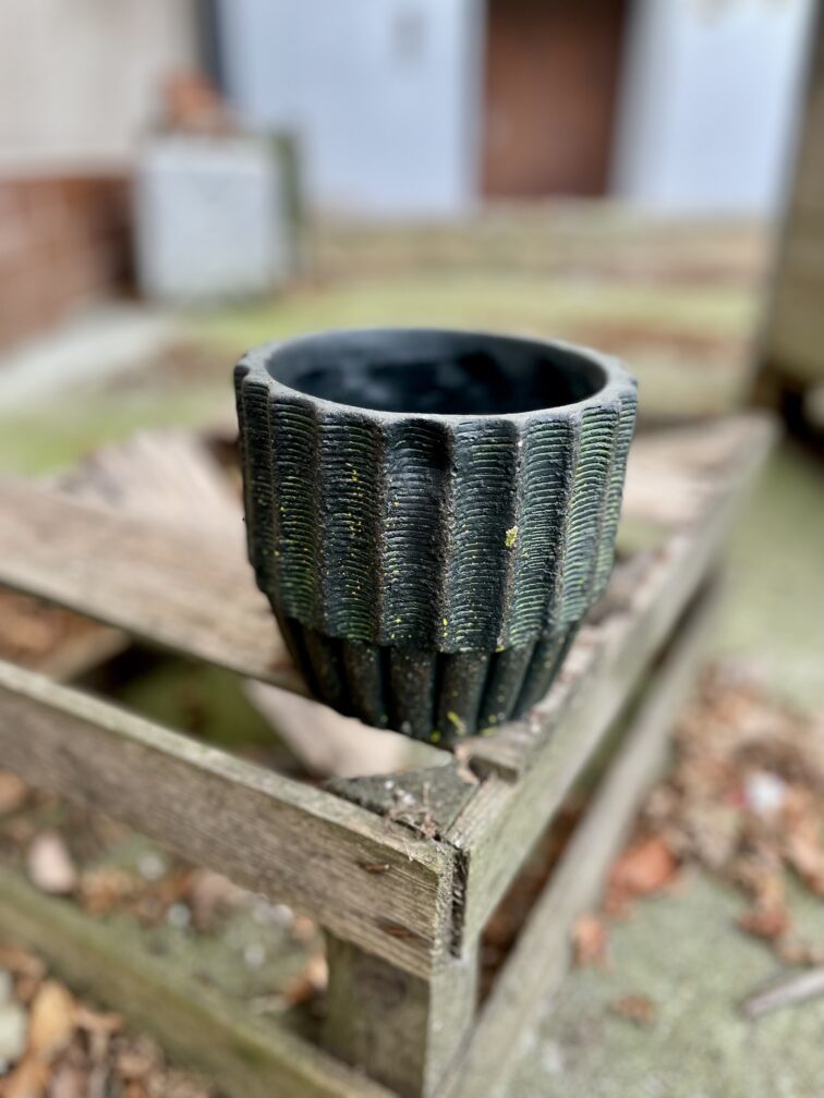Zdjęcie doniczki lub oslonki: Osłonka Titan green 12x12cm, ujęcie 1